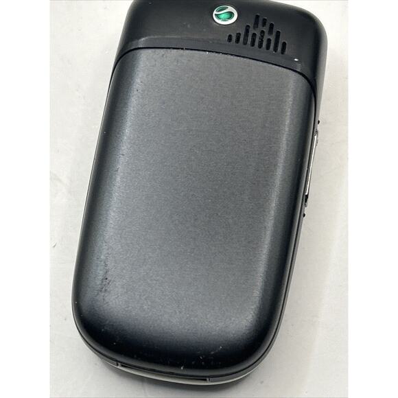 Sony Ericsson Z310a ( AT&T ) Cellular Flip Phone - (Read) Black - Picture 5 of 7